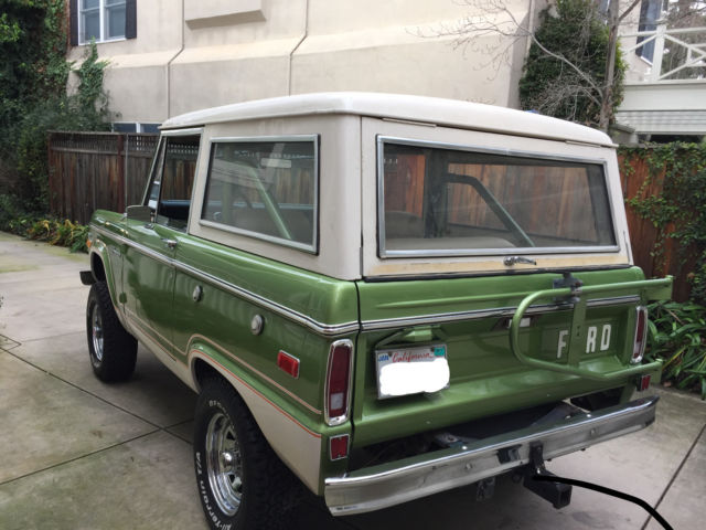 1976 Green Ford Bronco Cab & Chassis