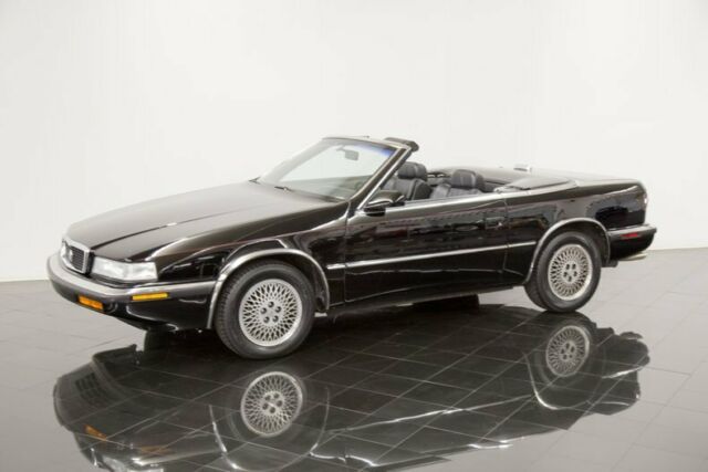 1990 Black Chrysler TC by Maserati --