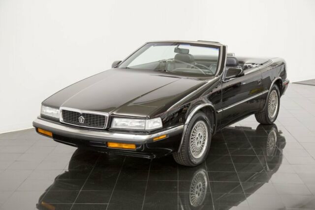 1990 Black Chrysler TC by Maserati --