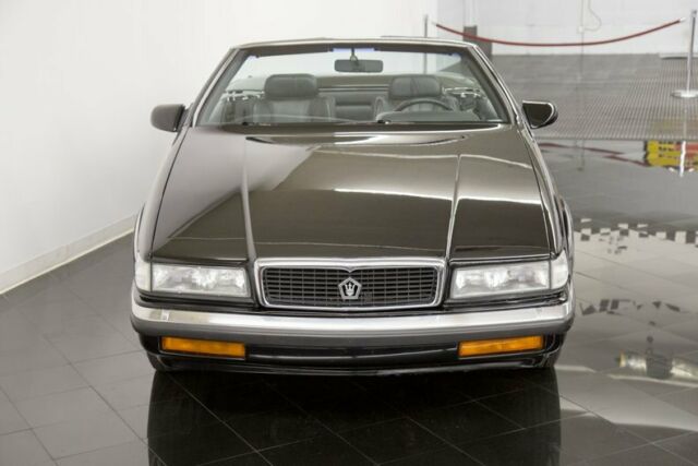 1990 Black Chrysler TC by Maserati --