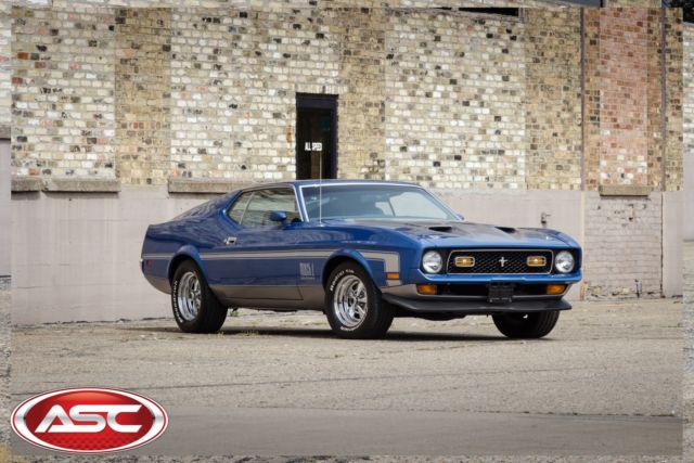 1972 Blue / Silver Ford Mustang Mach 1 Coupe