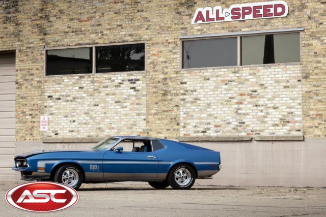 1972 Blue / Silver Ford Mustang Mach 1 Coupe