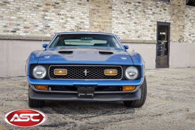 1972 Blue / Silver Ford Mustang Mach 1 Coupe