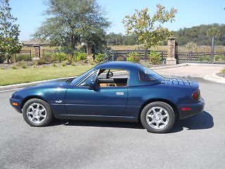 1994 Montego Blue Mica Mazda MX-5 Miata Convertible
