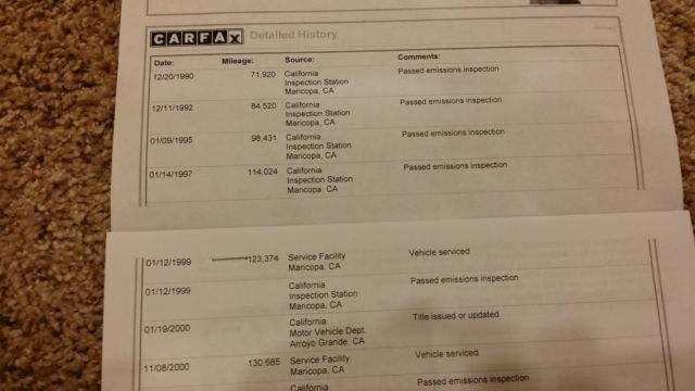 1984 Gold BMW 5-Series Sedan