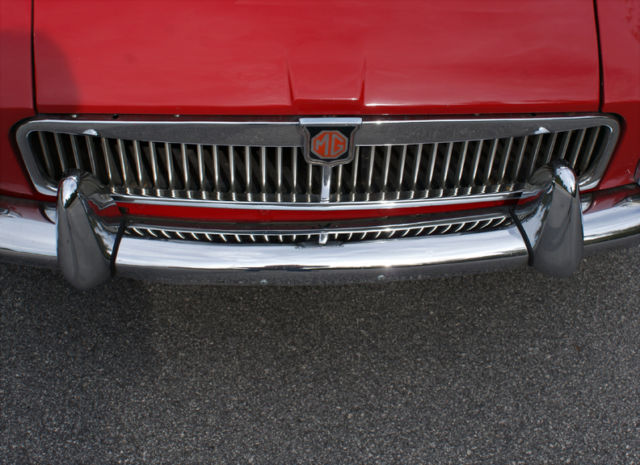 1967 red MG MGB