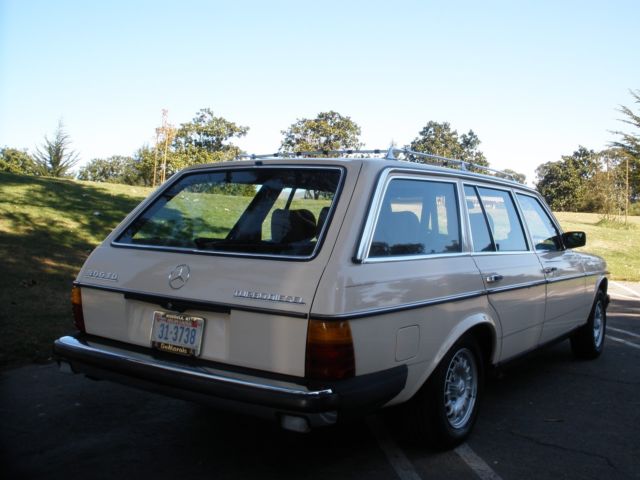 1982 Tan Mercedes-Benz 300-Series Wagon