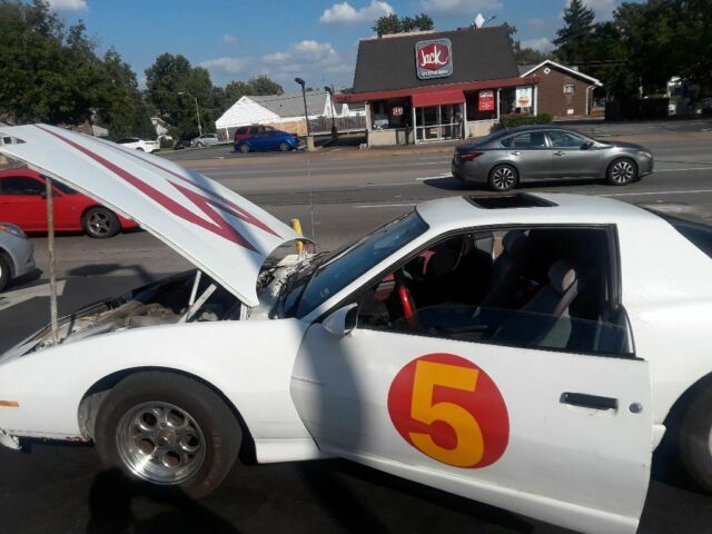 1991 White Pontiac Firebird Coupe