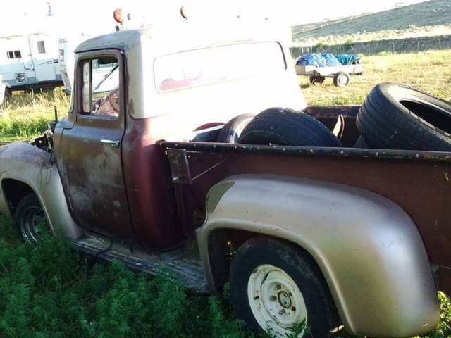 1956 maroon purple Ford F-100 step side short box