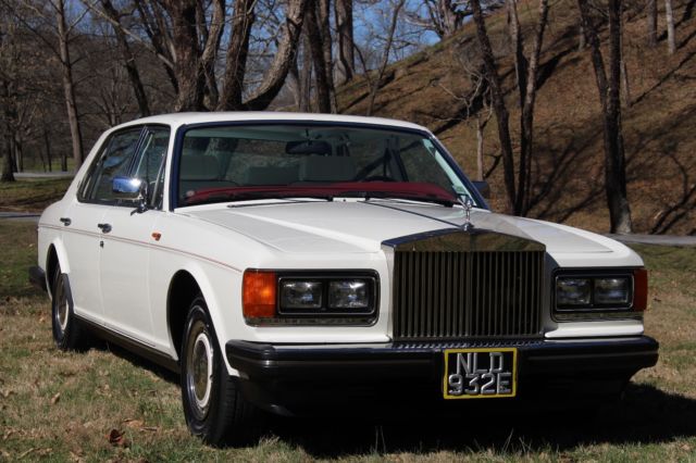 1990 White Rolls-Royce Silver Spirit/Spur/Dawn Sedan LONG WHEEL BASE
