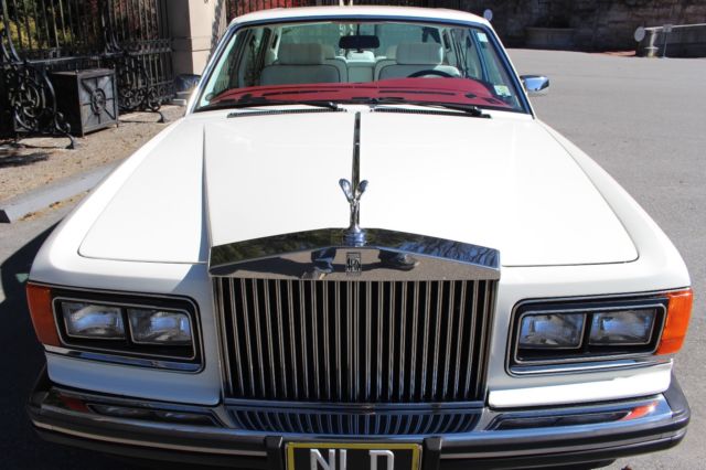 1990 White Rolls-Royce Silver Spirit/Spur/Dawn Sedan LONG WHEEL BASE