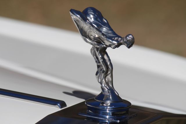 1990 White Rolls-Royce Silver Spirit/Spur/Dawn Sedan LONG WHEEL BASE