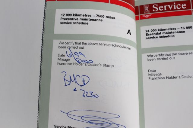 1990 White Rolls-Royce Silver Spirit/Spur/Dawn Sedan LONG WHEEL BASE