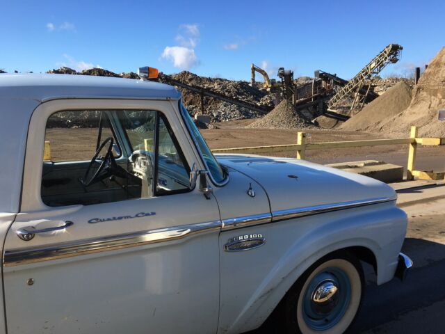 1965 Blue Ford F-100 Cab & Chassis