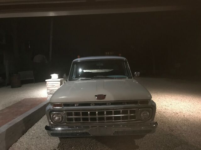 1965 Blue Ford F-100 Cab & Chassis