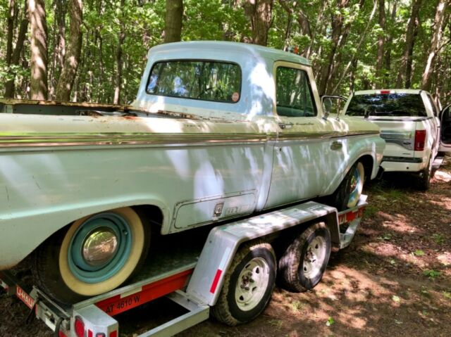1965 Blue Ford F-100 Cab & Chassis