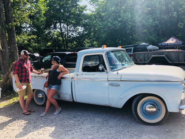 1965 Blue Ford F-100 Cab & Chassis