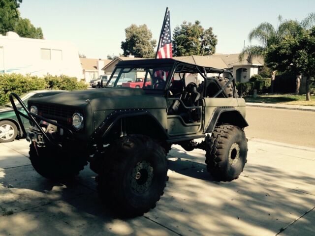 1972 Olive Drab Ford Bronco