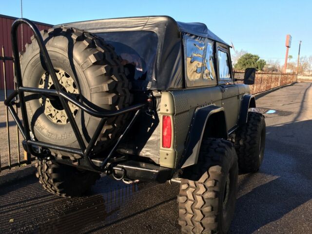 1972 Olive Drab Ford Bronco