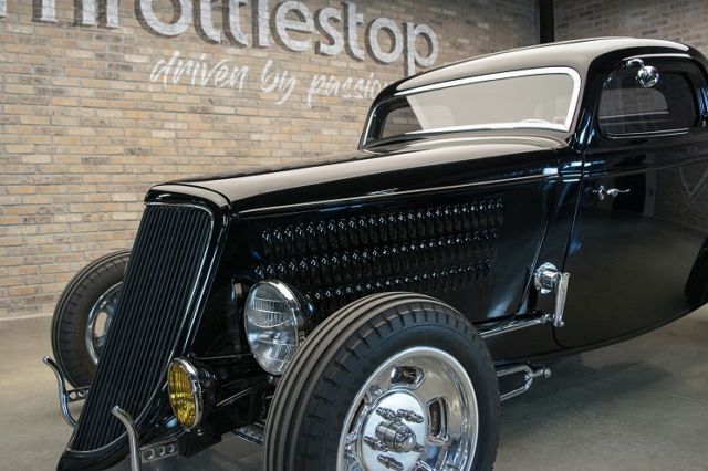 1933 Black Ford 3 Window Coupe Coupe