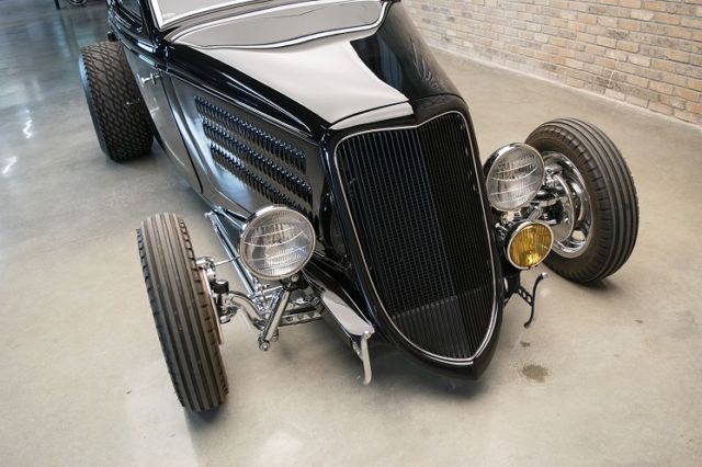 1933 Black Ford 3 Window Coupe Coupe