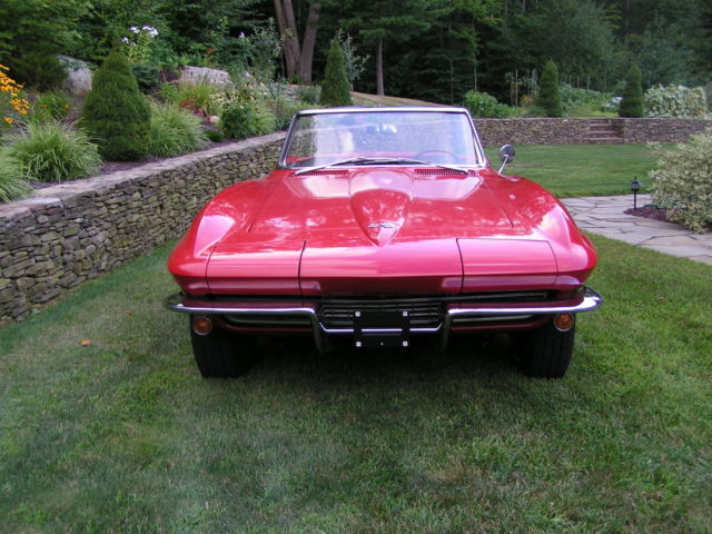 19670000 Red Chevrolet Corvette Convertible