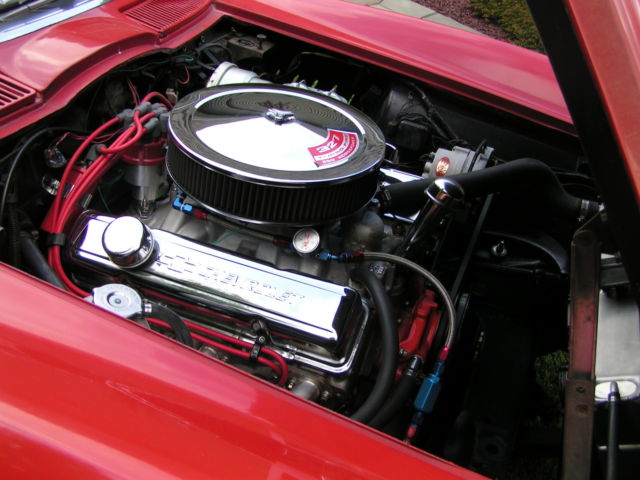 19670000 Red Chevrolet Corvette Convertible