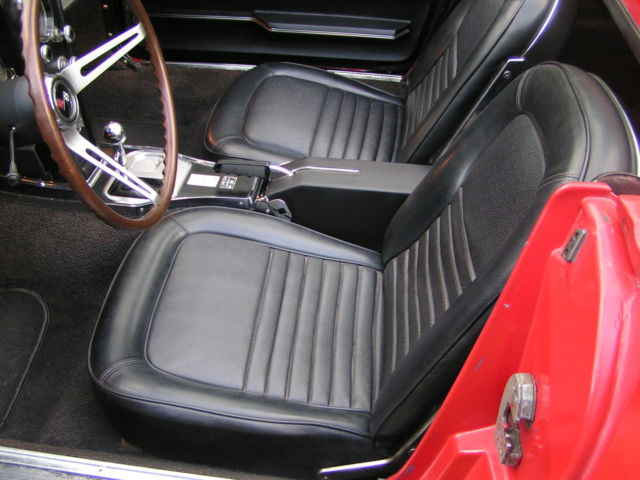 19670000 Red Chevrolet Corvette Convertible