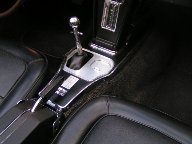 19670000 Red Chevrolet Corvette Convertible