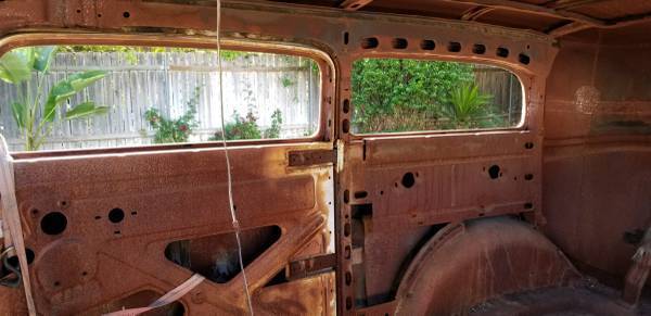 1933 White Plymouth Other Sedan