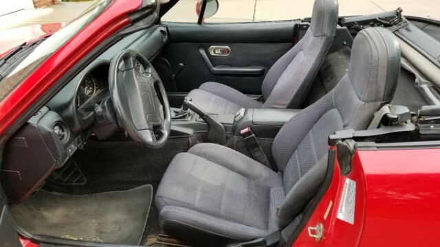 1992 Red Mazda MX-5 Miata Convertible