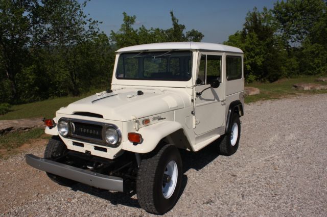 1970 Cream Toyota Land Cruiser SUV