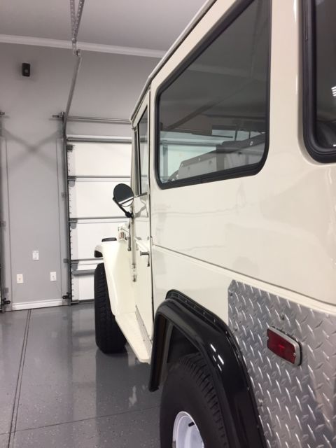 1970 Cream Toyota Land Cruiser SUV