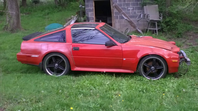1986 Red/ primer Nissan 300ZX Coupe
