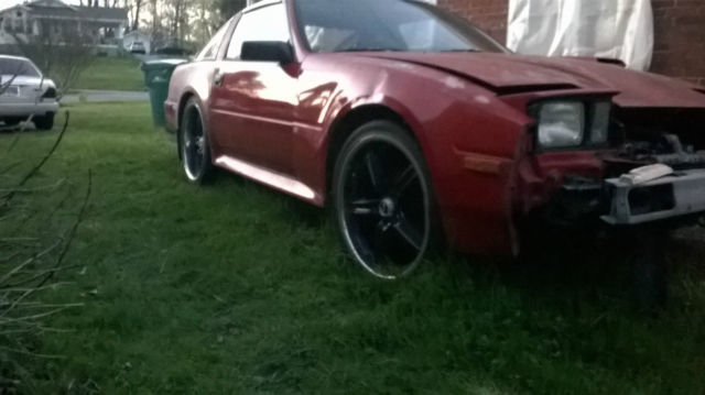 1986 Red/ primer Nissan 300ZX Coupe