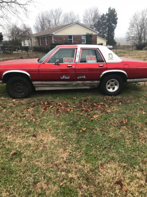 1991 Red Ford Crown Victoria Sedan