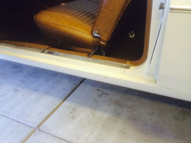 1970 White Ford Torino 2 doo coupe