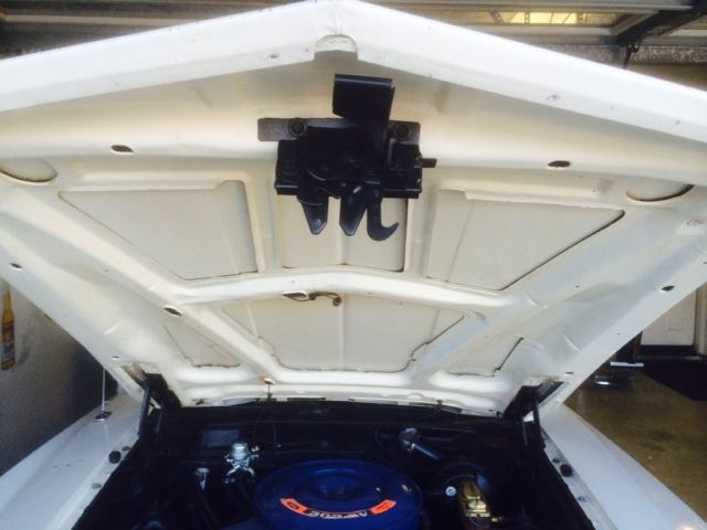 1970 White Ford Torino 2 doo coupe