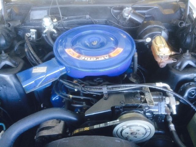 1970 White Ford Torino 2 doo coupe