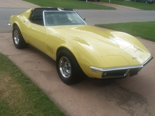1968 Safari Yellow Chevrolet Corvette Coupe