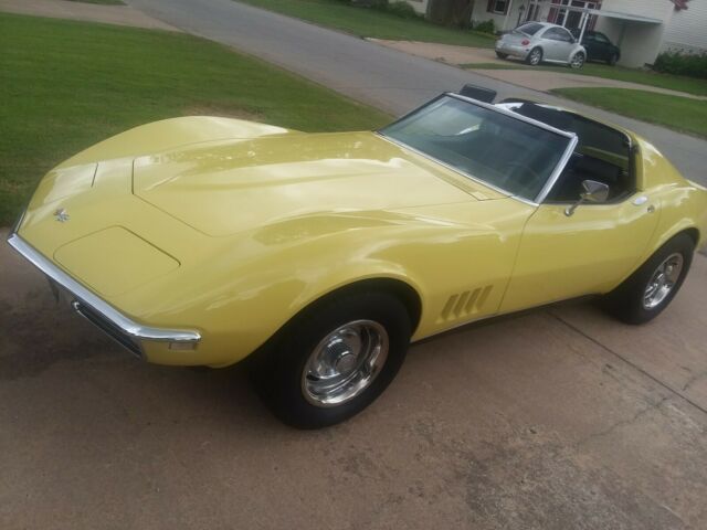1968 Safari Yellow Chevrolet Corvette Coupe