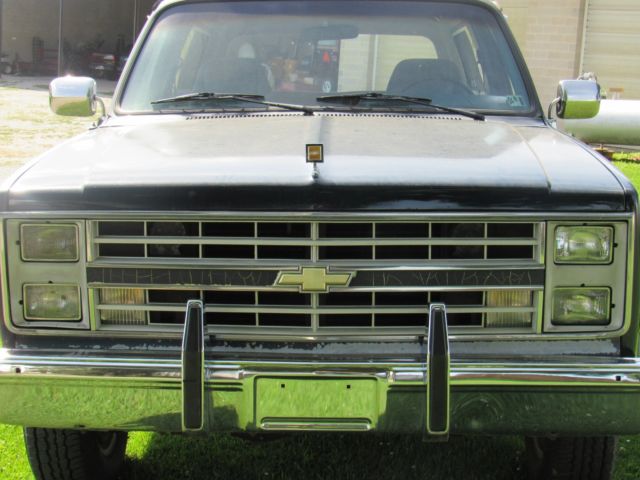 1988 Blue Chevrolet Blazer SUV