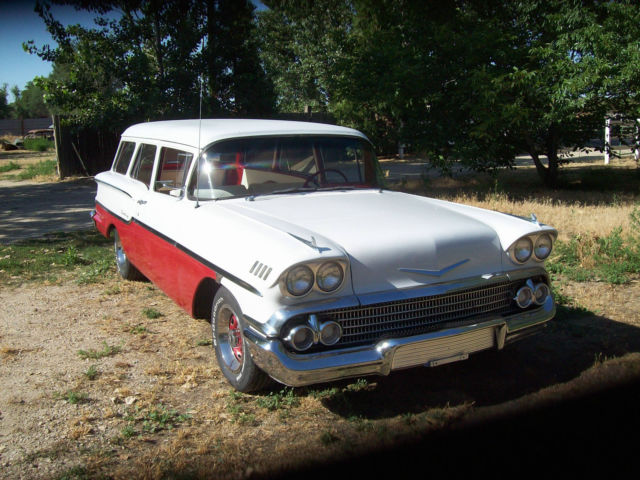 1958 RED and White Chevrolet Other Wagon