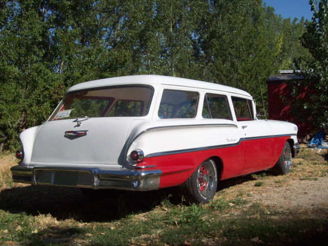 1958 RED and White Chevrolet Other Wagon
