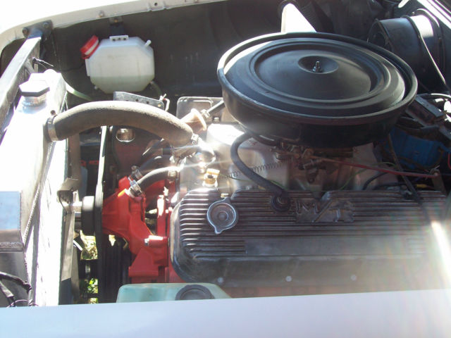 1958 RED and White Chevrolet Other Wagon