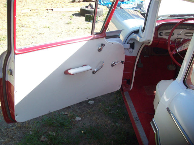 1958 RED and White Chevrolet Other Wagon