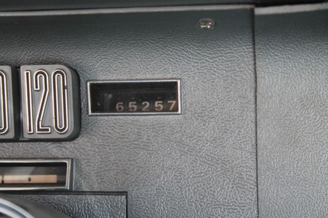 1965 silver mink Ford Thunderbird Coupe