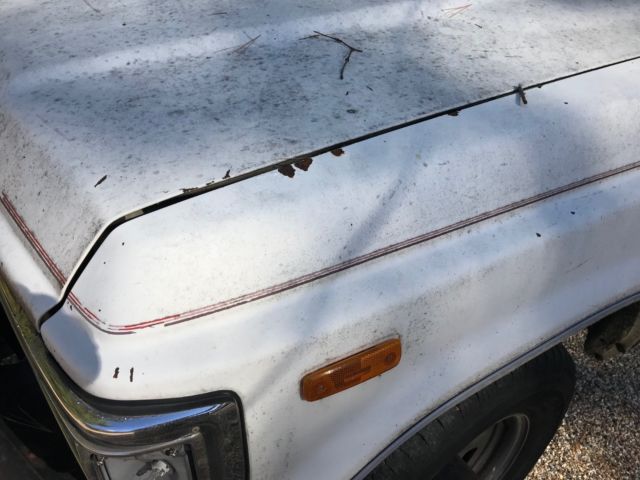 1988 White Toyota Land Cruiser SUV