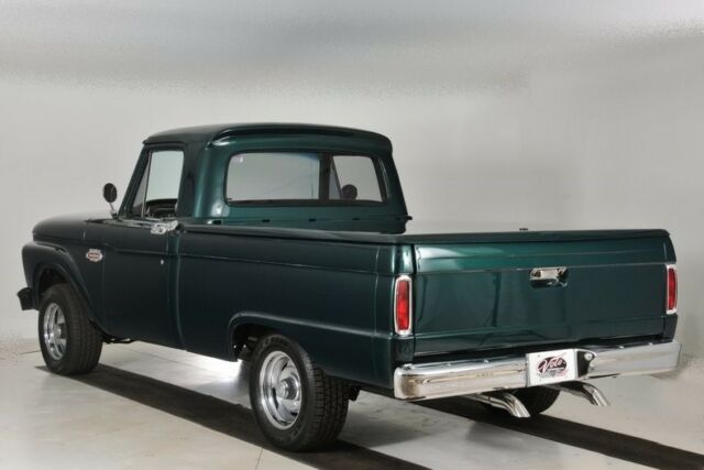 1966 Green Ford F-100 Pickup Truck