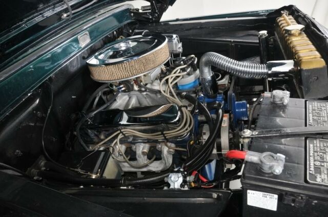 1966 Green Ford F-100 Pickup Truck